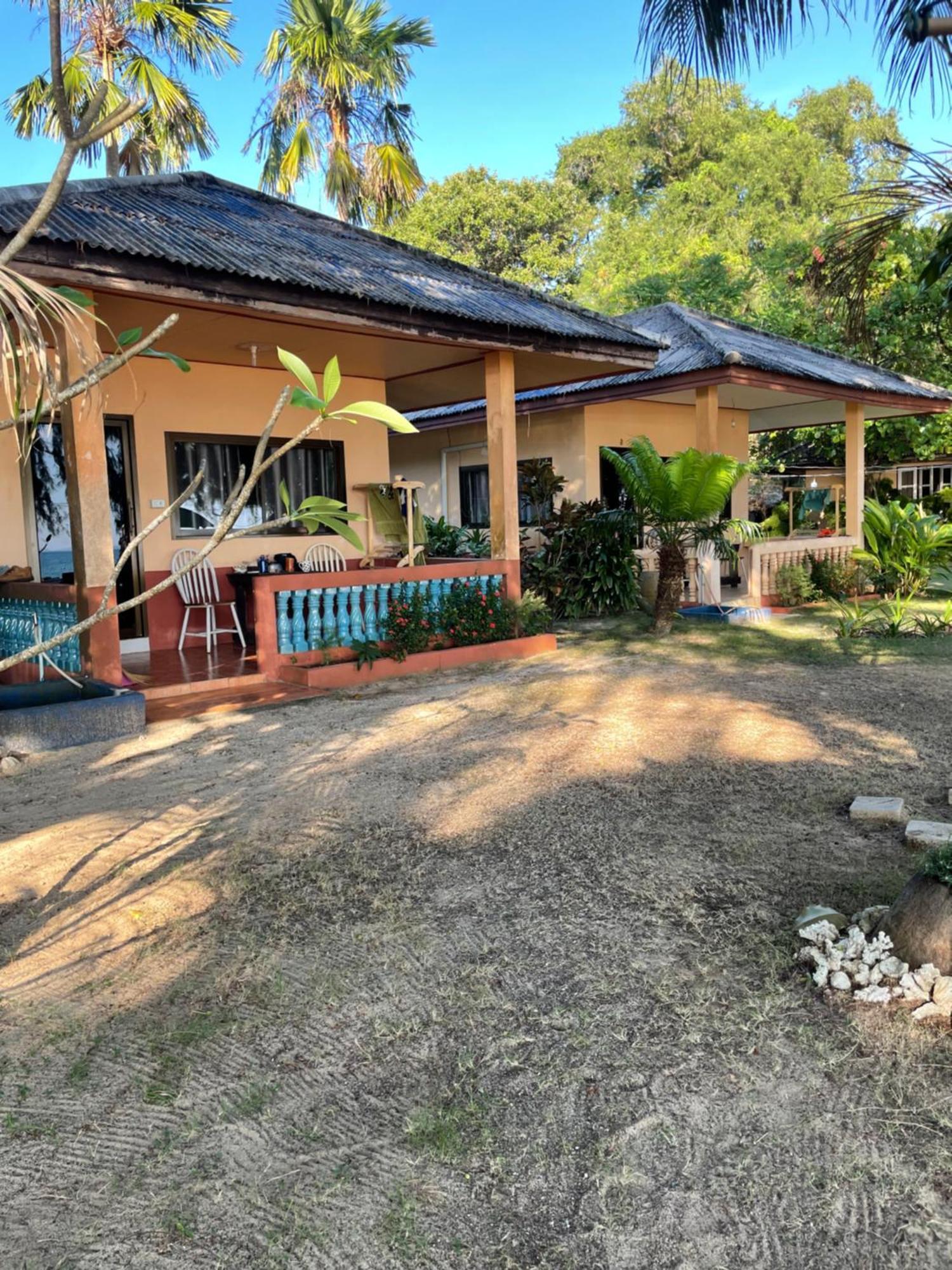 Baanyaiguesthouse Koh Mak Extérieur photo